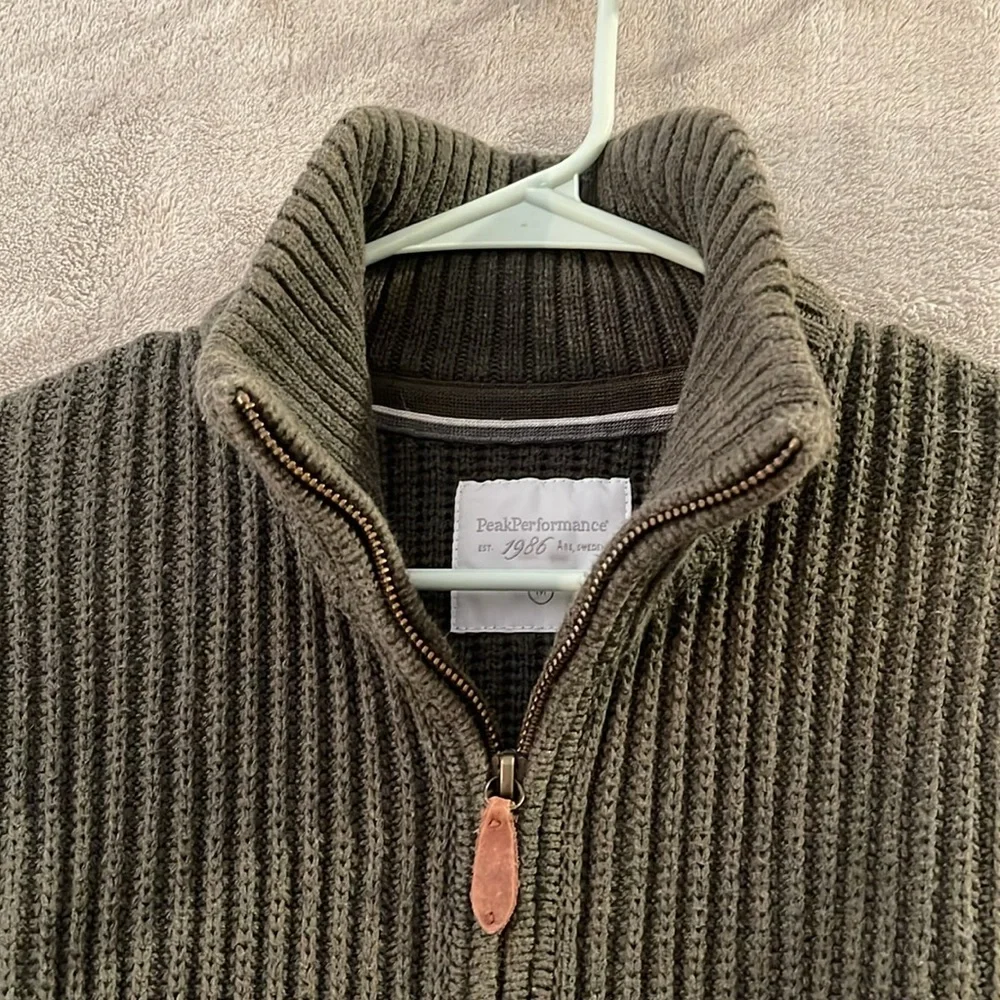 Peak performance Carter zip men’s M Army Green full zip sweater cable double zip